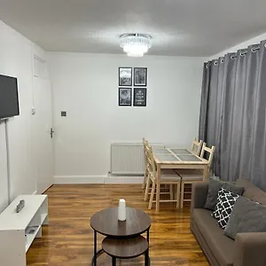 T Apartment